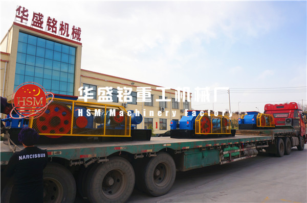 ��݁����C