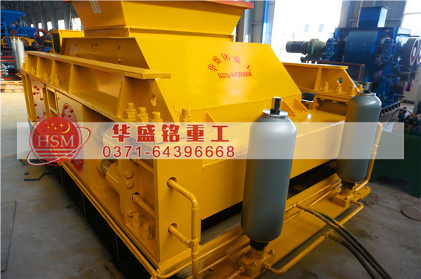 液壓對輥破碎機