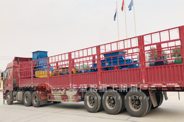 大型液壓對(duì)輥破碎機(jī)如何防銹