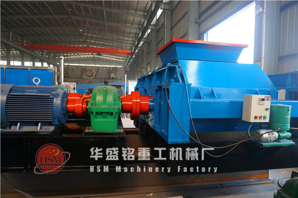 對輥破碎機(jī)圖片